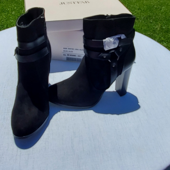 JustFab Lissa bootie in black size 7.5 - Picture 6 of 11